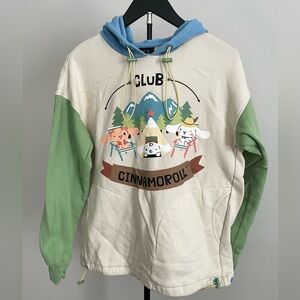 Sanrio Club Cinnamoroll Hoodie size XS oversized